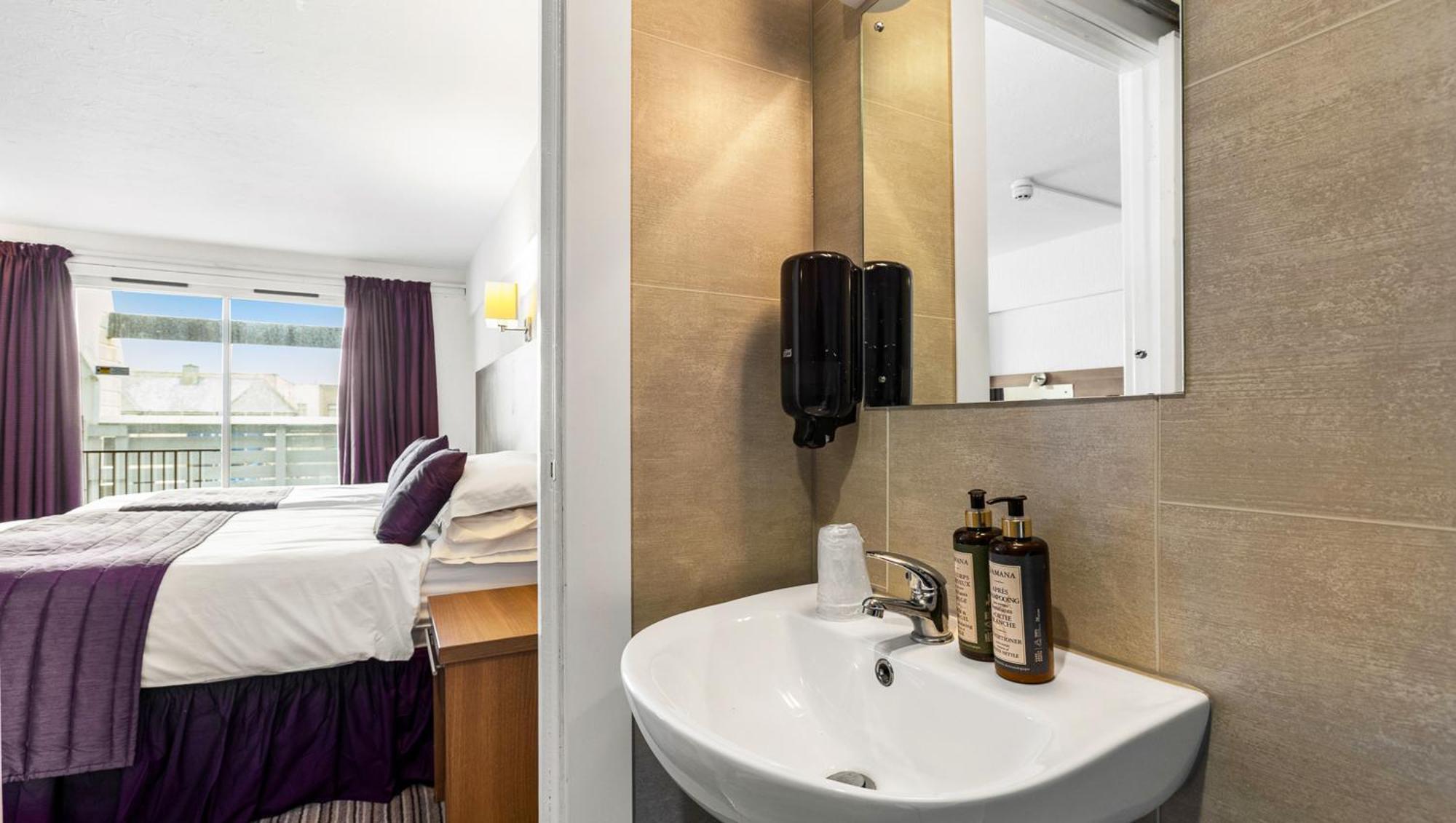 Magnuson Sandy Newquay Hotel 3*